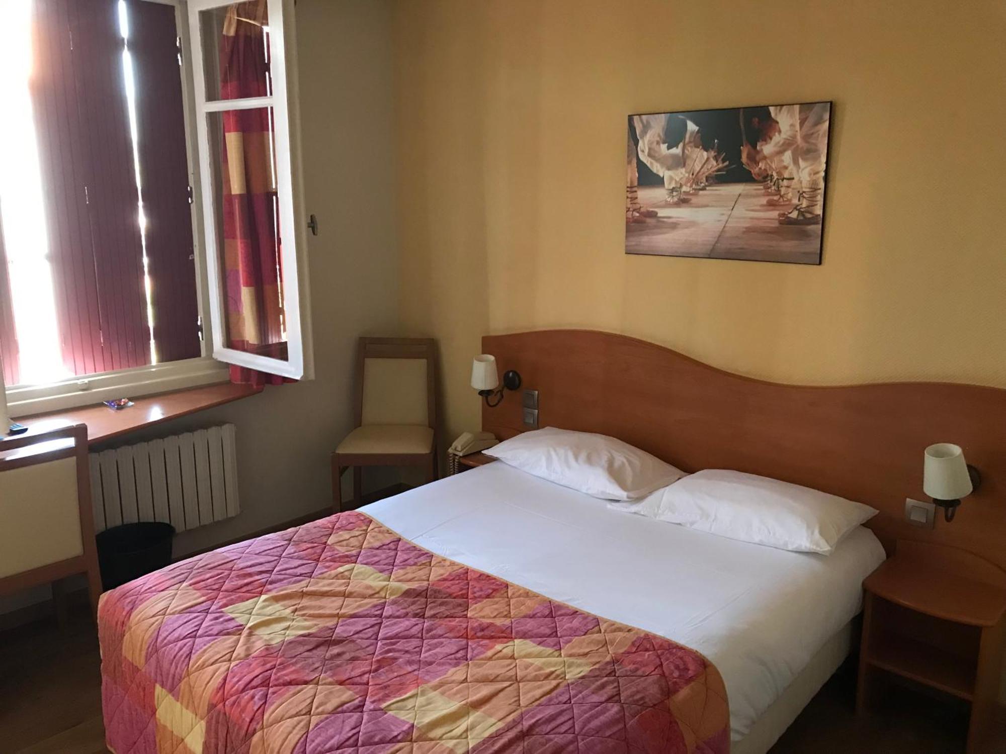 Hostel Ramuntcho Saint-Jean-Pied-de-Port Bagian luar foto